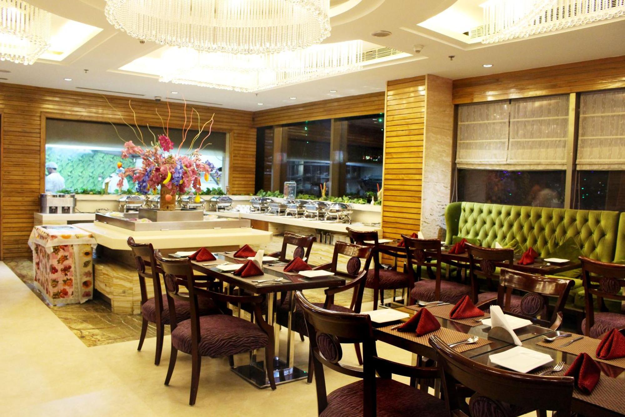 SkyCity Hotel Gurgaon Eksteriør bilde