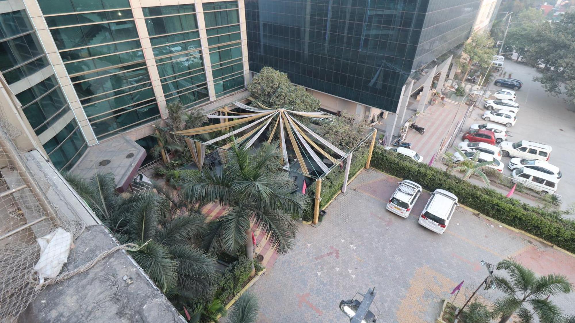 SkyCity Hotel Gurgaon Eksteriør bilde