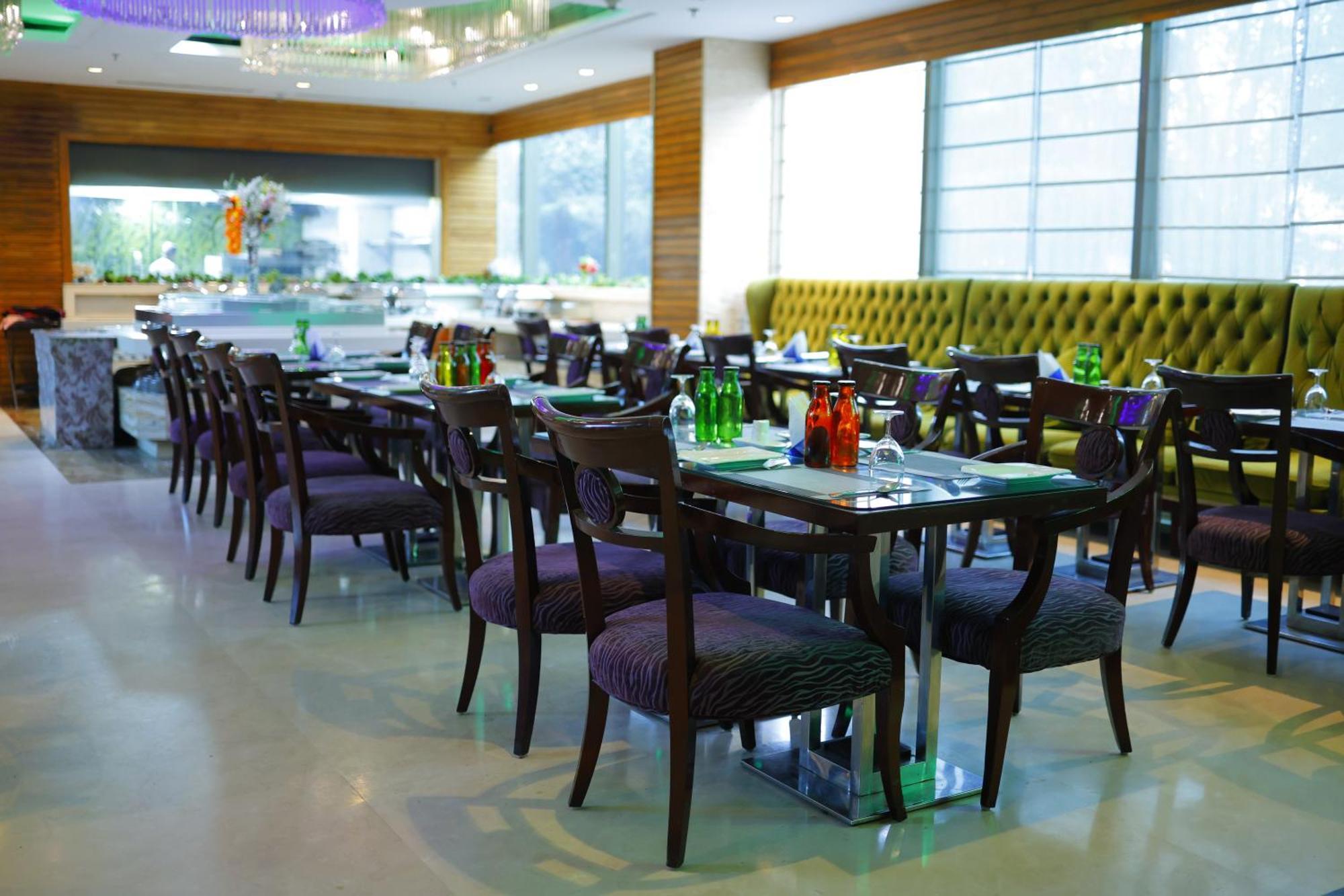 SkyCity Hotel Gurgaon Eksteriør bilde